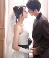 原站保留的婚紗合照